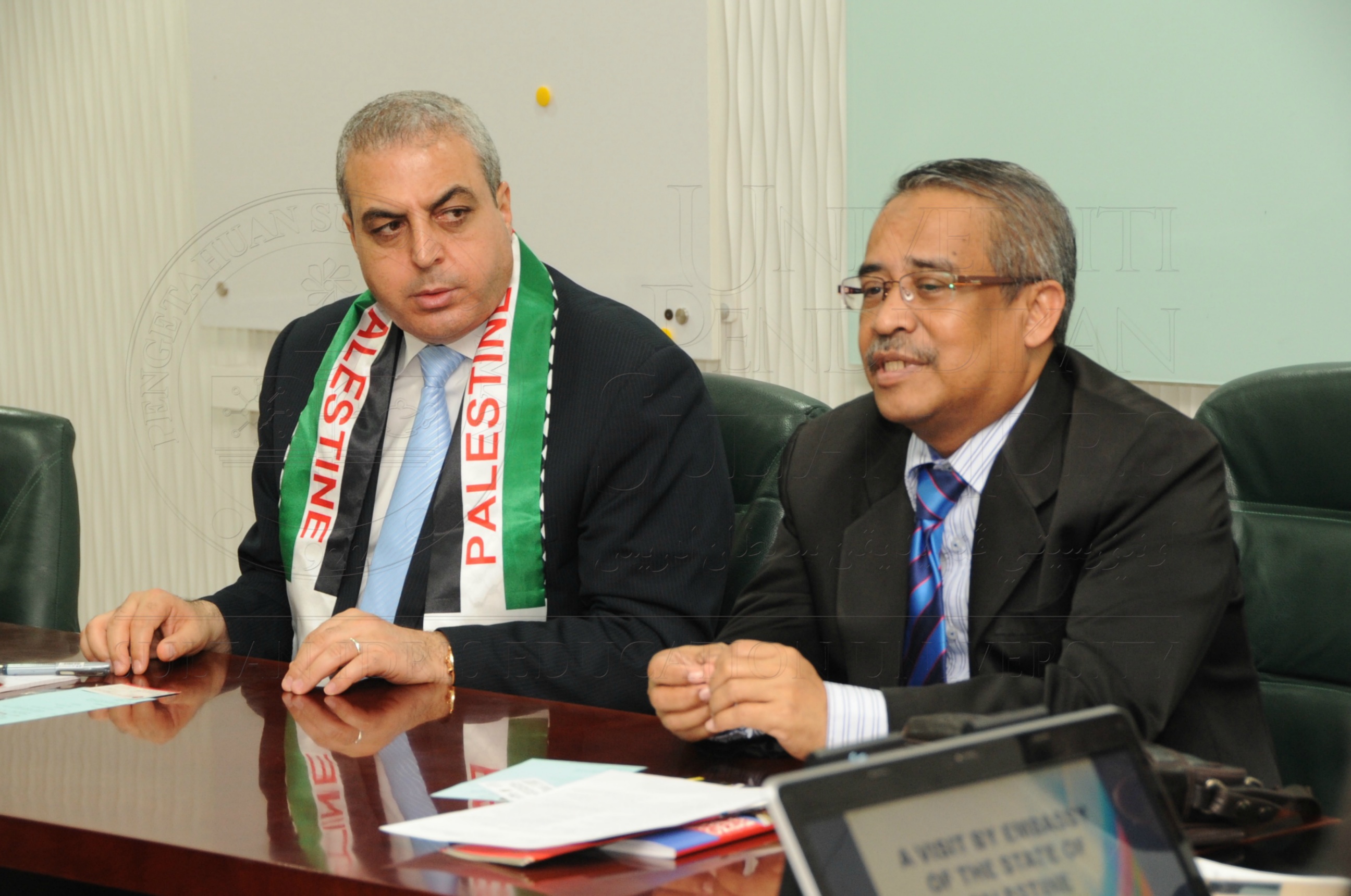 PRO 16 3 PALESTINEHAS 7668